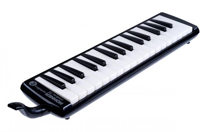 Hohner Melodica Student 32 Schwarz