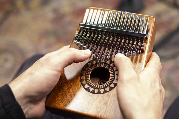 Meinl Percussion KA17SU Sound Hole Designer Kalimba Sun